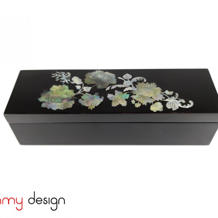 Black rectangle lacquer box hand attached with pearl flowers 9*26,5*8,5cm